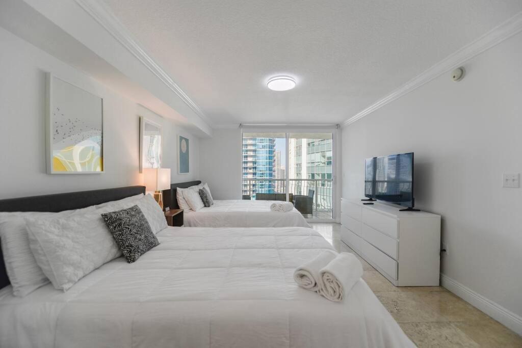 Centric Modern 40Thfloor Brickell Condo Free Parking By Palermo Home Miami Esterno foto