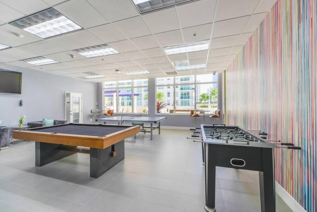 Centric Modern 40Thfloor Brickell Condo Free Parking By Palermo Home Miami Esterno foto